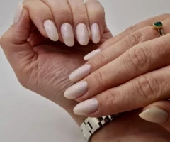 Soins à suivre pour la beauté de vos mains et de leurs ongles